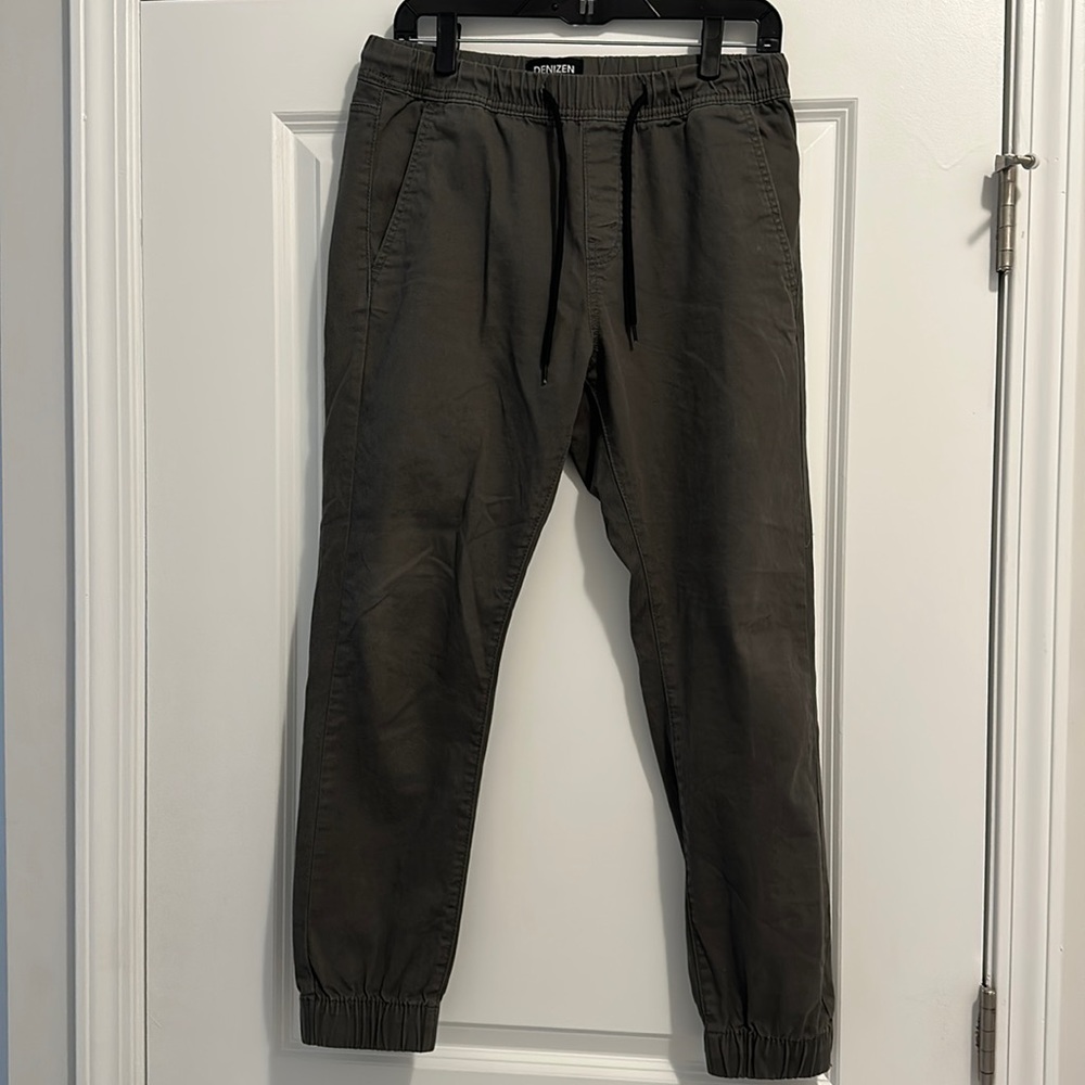 Levi’s joggers slim fit